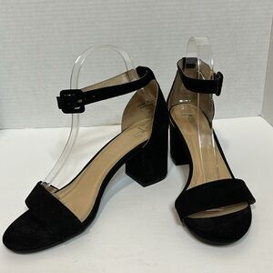 CL by Laundry Black Sandals